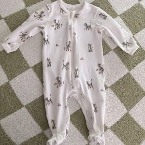 FIRSTS by Petit Lem Kitten Stretch Organic Cotton Jersey Pajama Footie